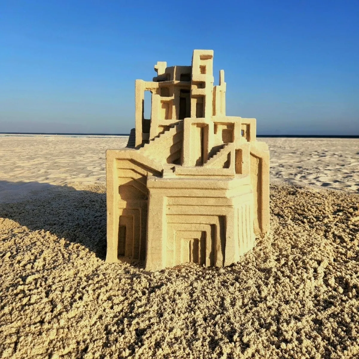 Sand Castle University : l’artiste qui construit des maisons… en sable (et les rase ensuite) sand castle university lartiste qui construit des maisons en sable et les rase ensuite 6 sand-castle-university-lartiste-qui-construit-des-maisons-en-sable-et-les-rase-ensuite-6