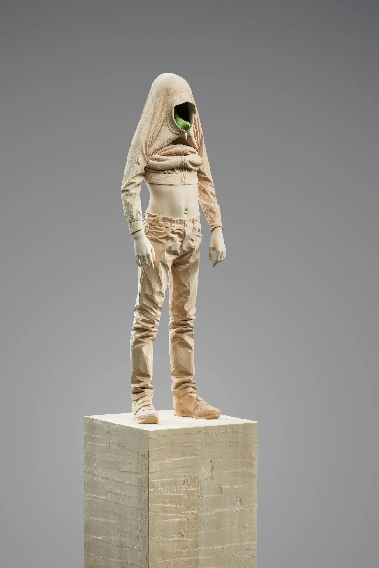 christian verginer des sculptures en bois ou lenfance se fait devorer par la nature en douceur 12 christian verginer des sculptures en bois ou lenfance se fait devorer par la nature en douceur 12