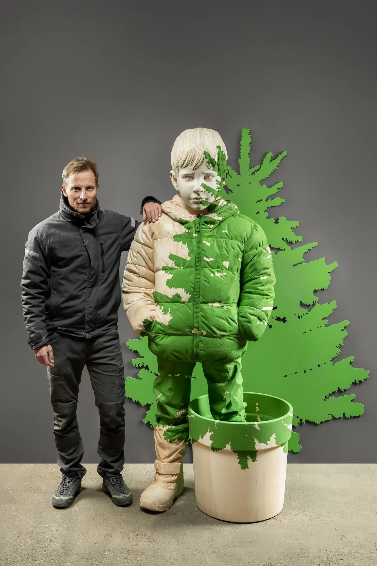 christian verginer des sculptures en bois ou lenfance se fait devorer par la nature en douceur 2 christian verginer des sculptures en bois ou lenfance se fait devorer par la nature en douceur 2