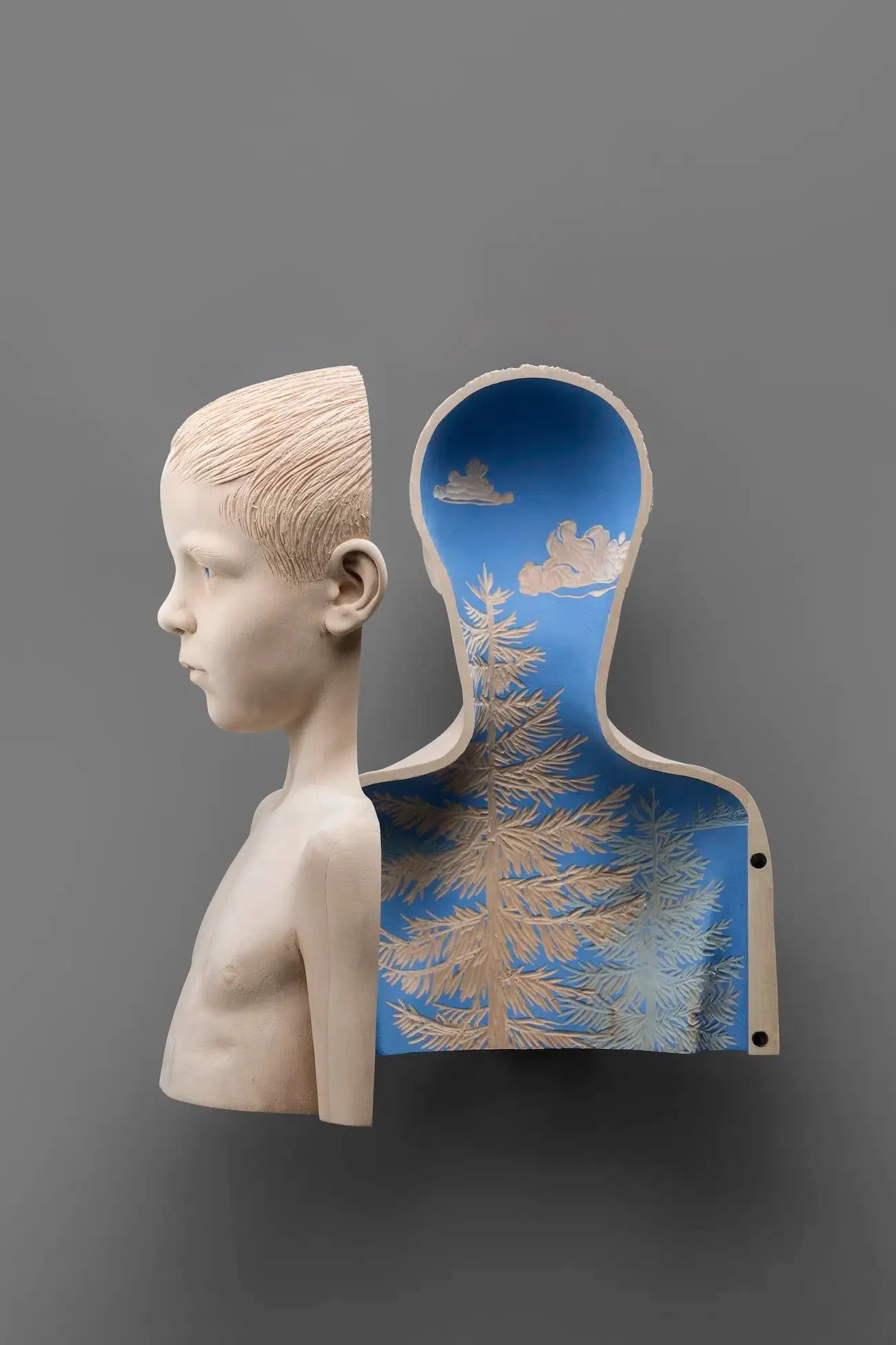 christian verginer des sculptures en bois ou lenfance se fait devorer par la nature en douceur 6 christian verginer des sculptures en bois ou lenfance se fait devorer par la nature en douceur 6