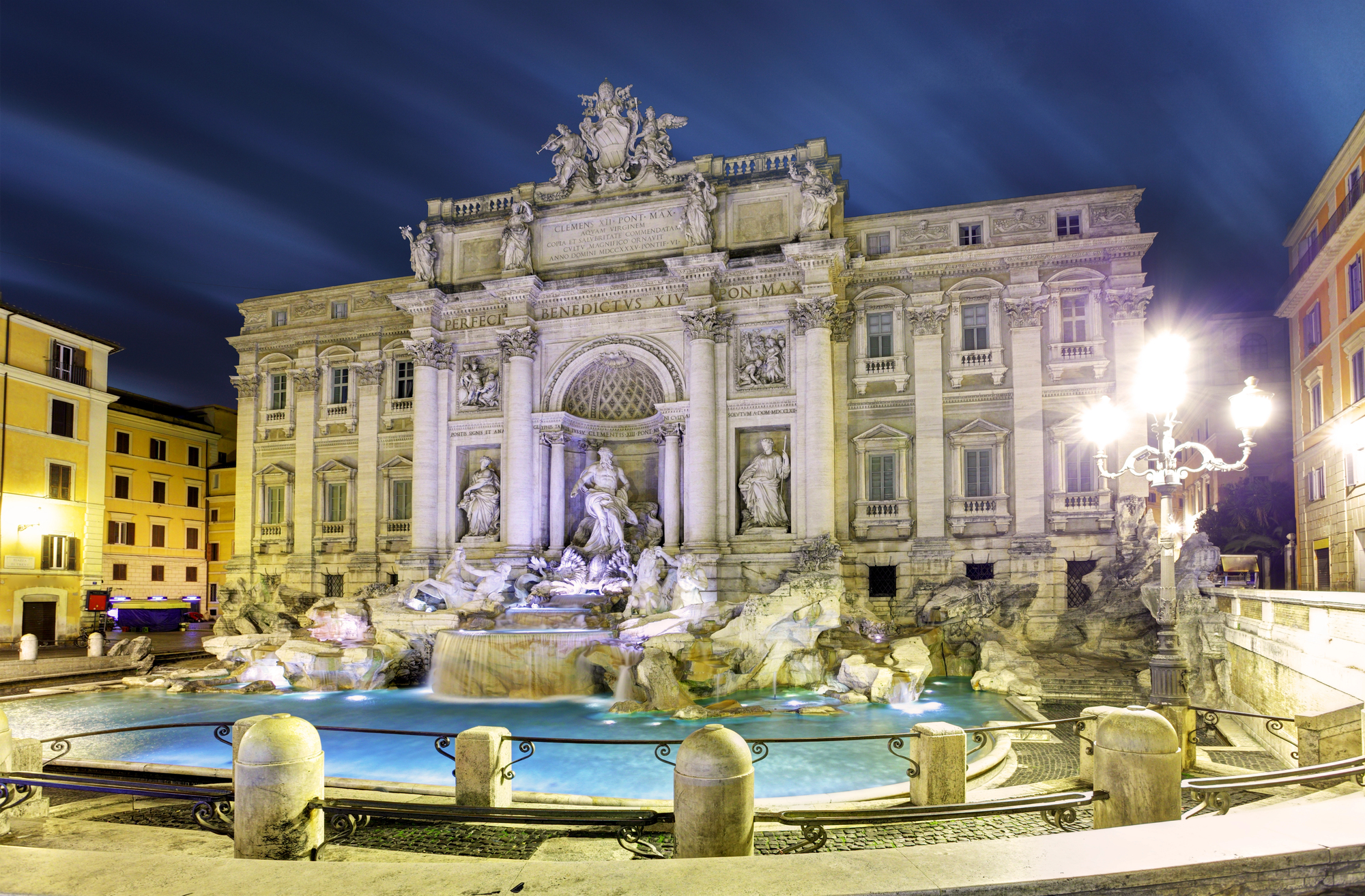la fontaine de trevi devient payante rome fait desormais payer lacces au plus pres de son monument star 5 la fontaine de trevi devient payante rome fait desormais payer lacces au plus pres de son monument star 5
