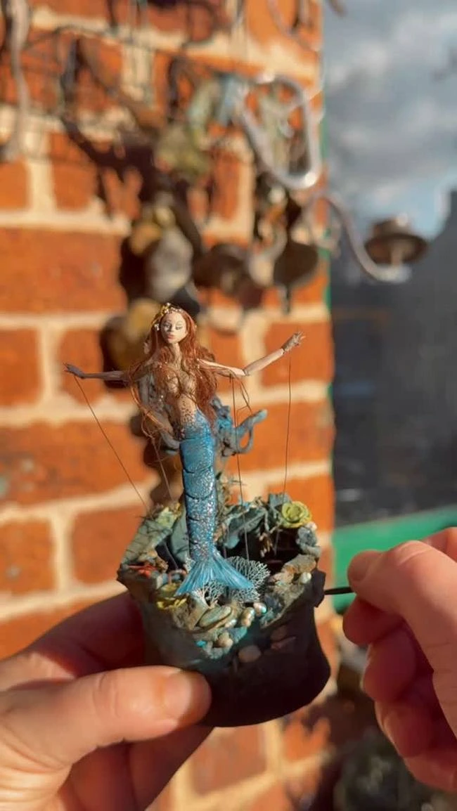 les miniatures animees et sculptures cinetiques de penny thomson 8 sirene les miniatures animees et sculptures cinetiques de penny thomson 8 sirene