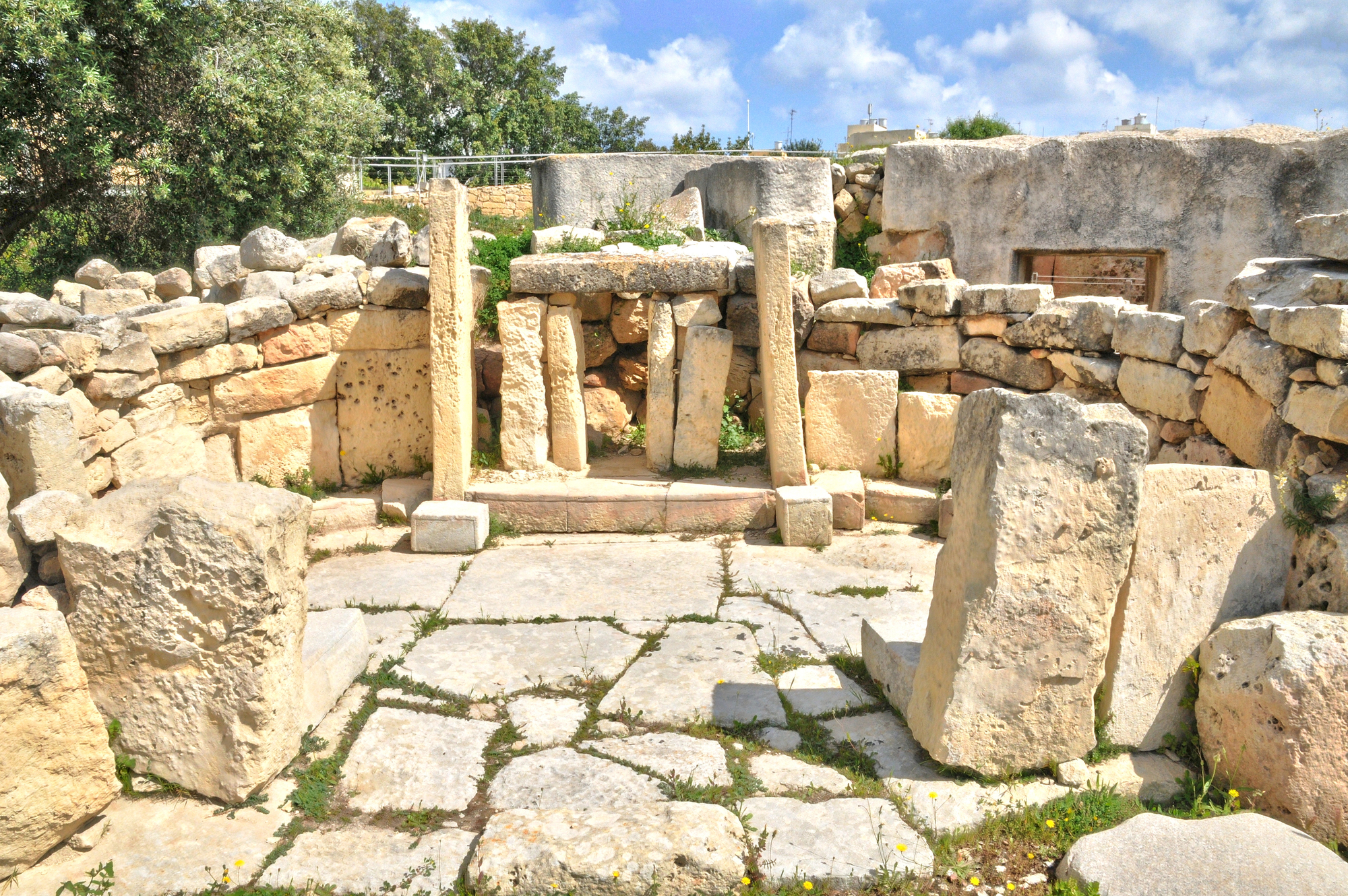 Les temples de Tarxien, le joyau mégalithique de Malte plus ancien que Stonehenge les temples de tarxien le joyau megalithique de malte plus ancien que stonehenge 1 Les temples de Tarxien, le joyau mégalithique de Malte plus ancien que Stonehenge