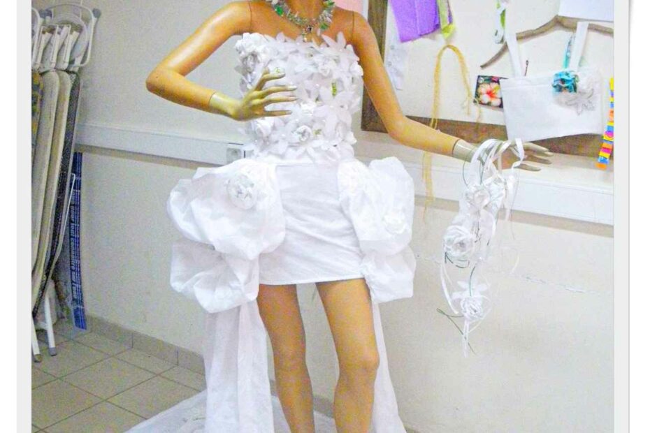 a tahiti des eleves de segpa ont transforme des dechets en robes etonnantes robe de mariee