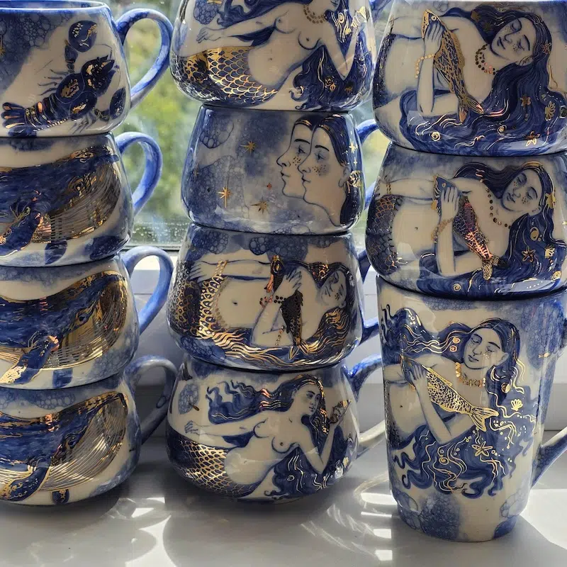 les ceramiques sirenes de iuliia osoka entre porcelaine ecume bleue et rehauts d or 5 les ceramiques sirenes de iuliia osoka entre porcelaine ecume bleue et rehauts d or 5