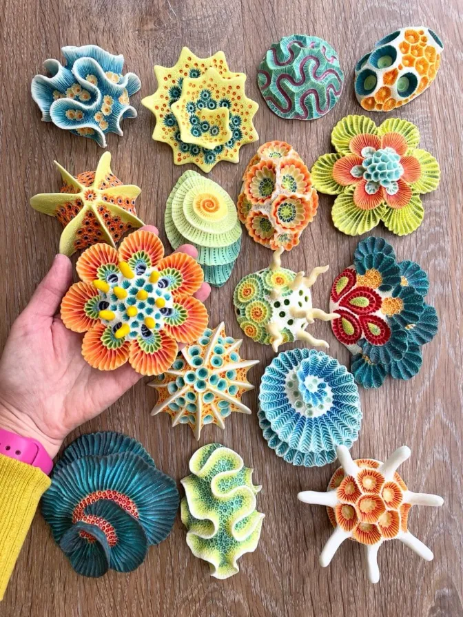 les creatures marines en ceramique de lisa stevens un recif fige dans le temps 6 les creatures marines en ceramique de lisa stevens un recif fige dans le temps 6