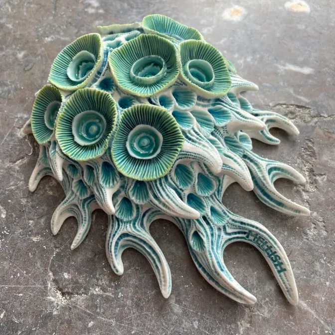 les creatures marines en ceramique de lisa stevens un recif fige dans le temps 7 les creatures marines en ceramique de lisa stevens un recif fige dans le temps 7