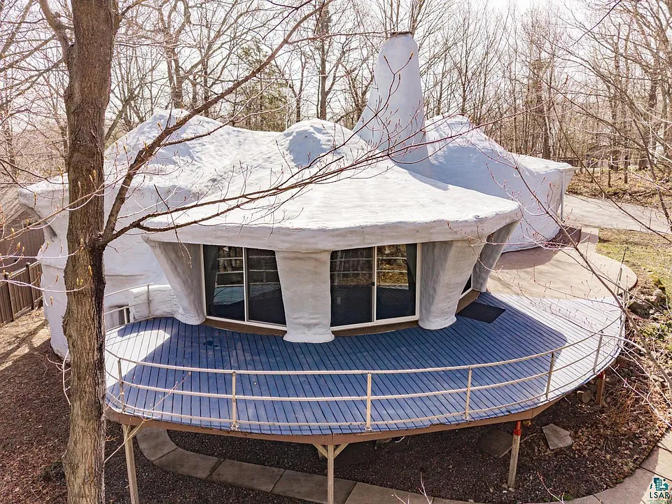 la mushroom house de duluth une maison champignon tout droit sortie des pierrafeu 8 la mushroom house de duluth une maison champignon tout droit sortie des pierrafeu 8