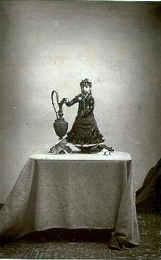 Lucía Zárate Lucía Zárate