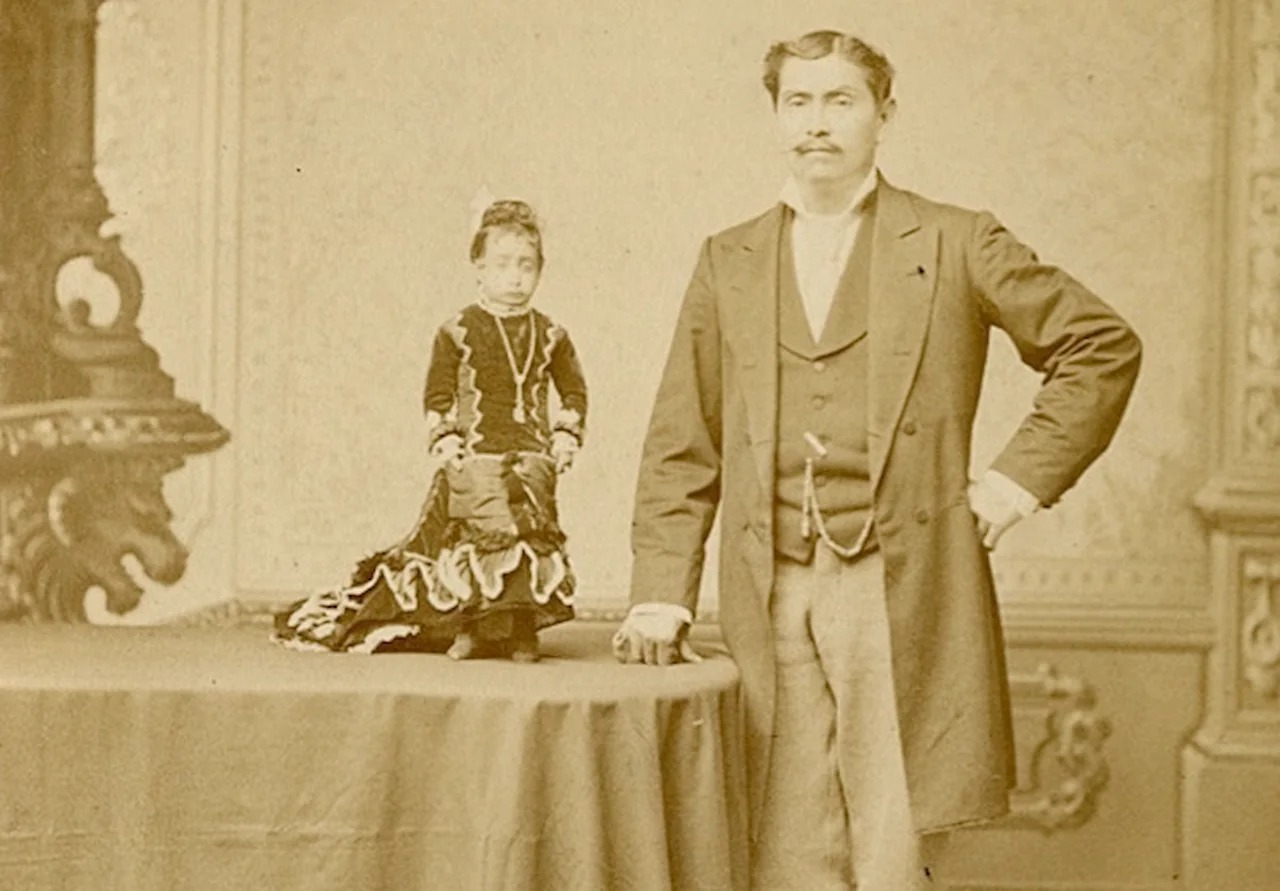Lucía Zárate, l’artiste mexicaine de 2,13 kg entrée dans l’histoire des records lucia zarate femme la plus legere du monde 1 Lucía Zárate, l’artiste mexicaine de 2,13 kg entrée dans l’histoire des records