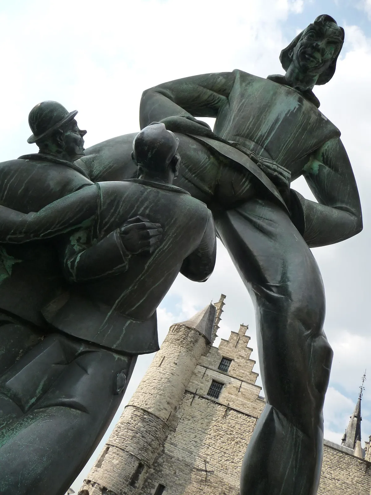 lange wapper statue geante anvers 2 lange wapper statue geante anvers 2