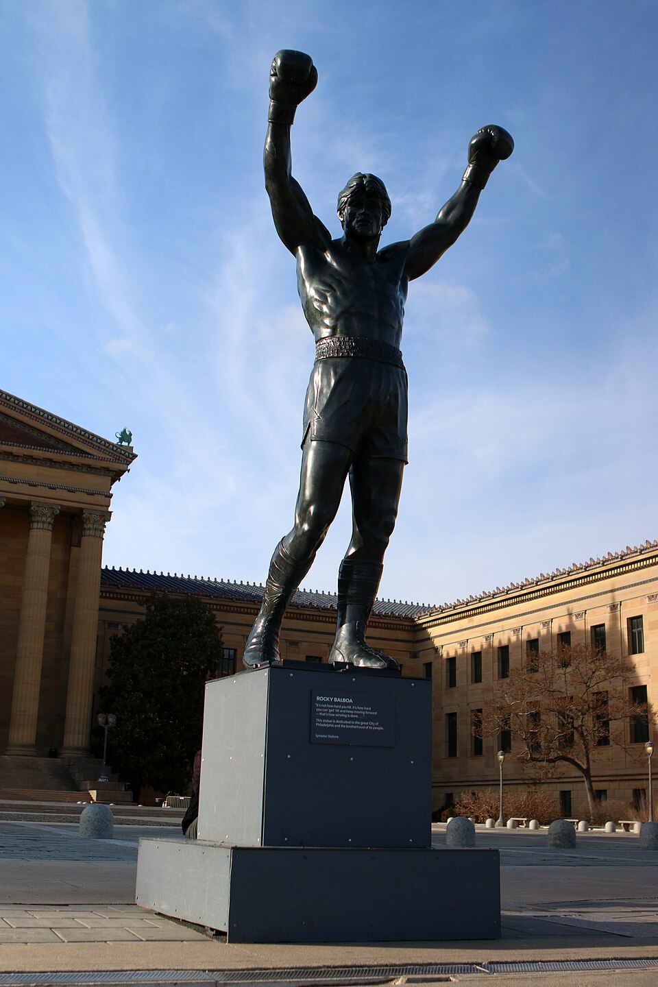 Statue de Rocky à son ancien emplacement au pied du Philadelphia Museum of Art Statue de Rocky à son ancien emplacement au pied du Philadelphia Museum of Art