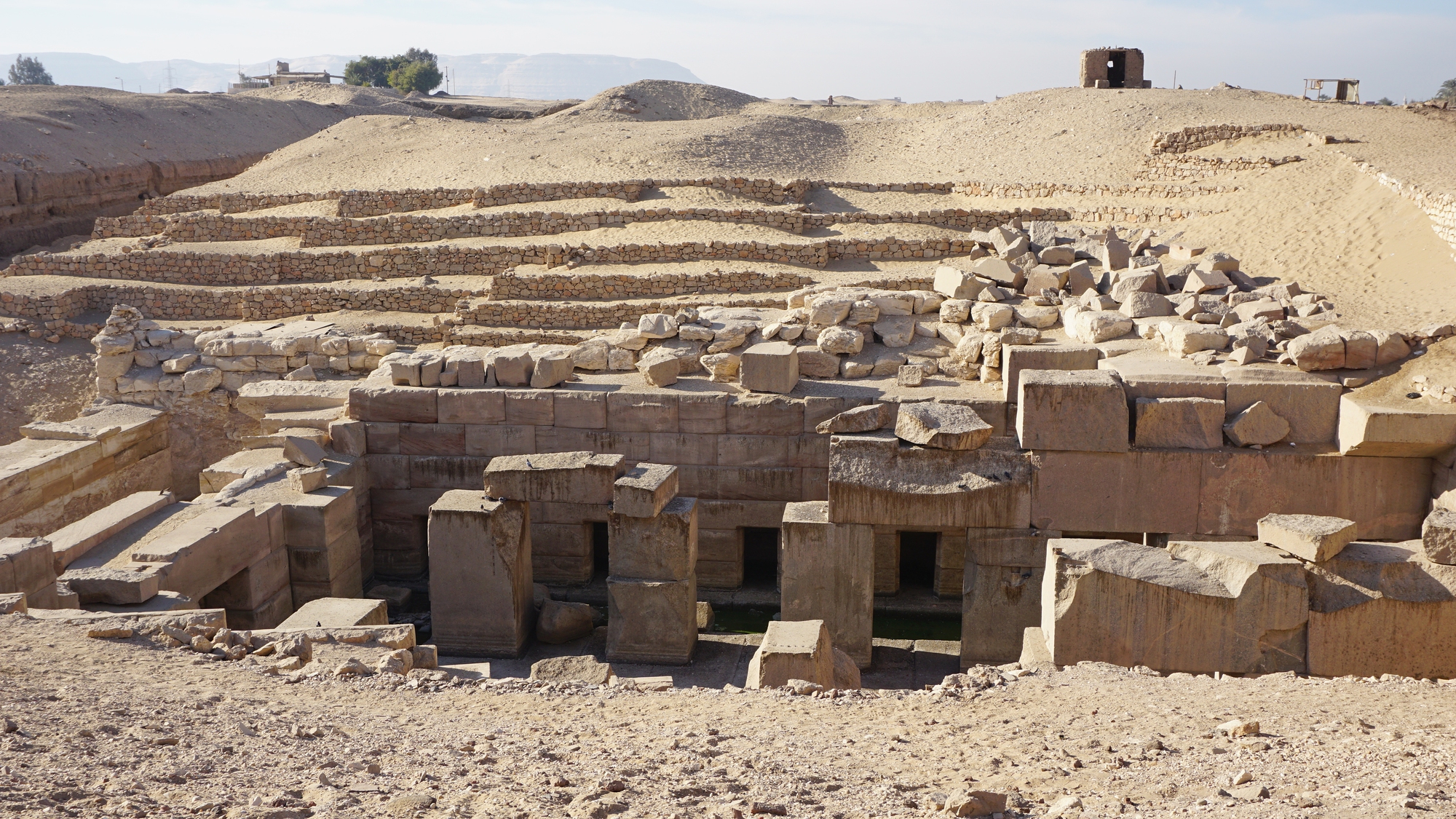 abydos sacrifice humain en egypte Ruines antiques du complexe d'Abydos en Égypte