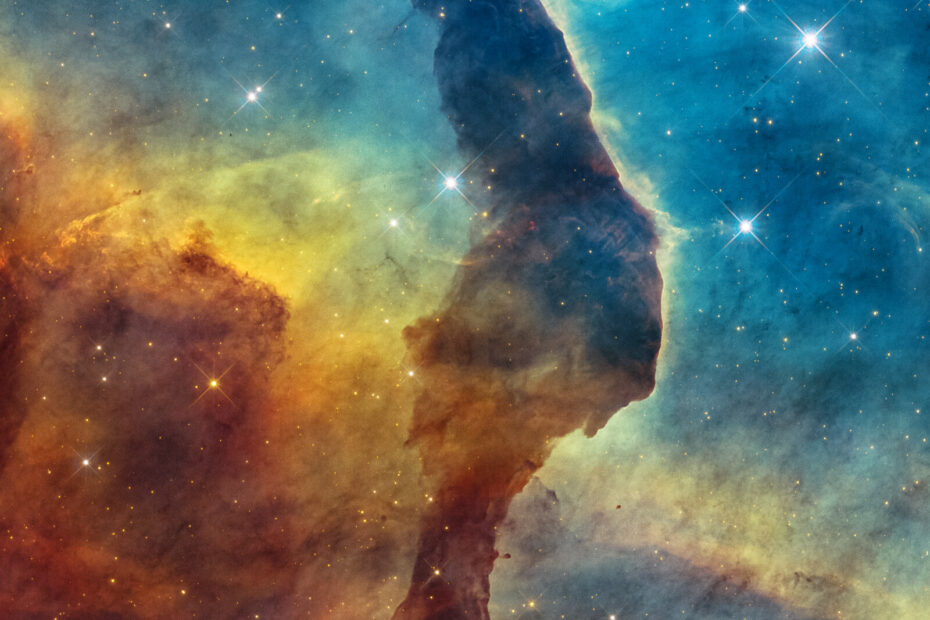 Pilier de poussière en forme de tête de chat dans la nébuleuse de la Carène, photographié par Hubble en lumière visible